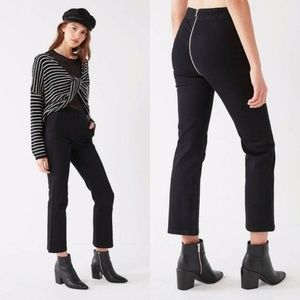 NWT BDG Kick Flair High Rise Zip Back Jeans Size 28